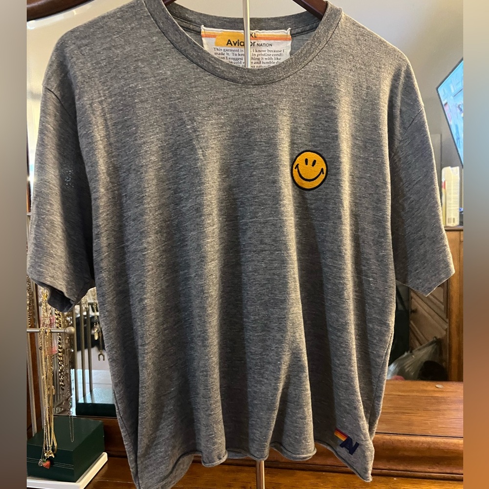 Aviator Nation smiley embroidery boyfriend tee in Heather Grey